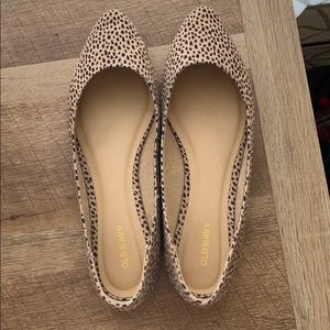 Old navy leopard flats
